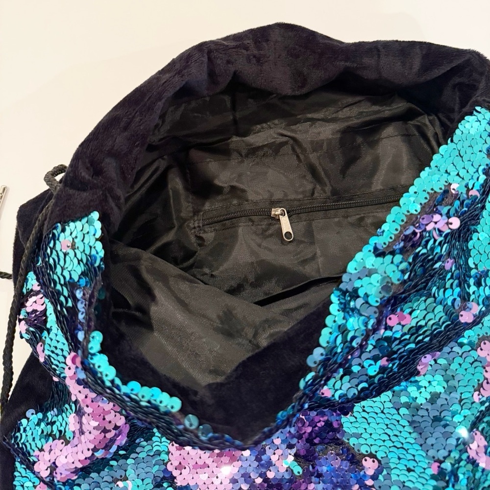 Mermaid Reversible Sequin Drawstring Bag - Picture 4 of 4